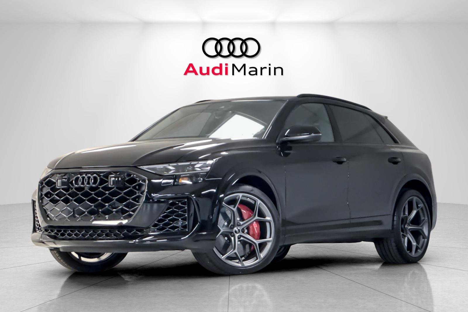 New 2025 Audi RS Q8 performance