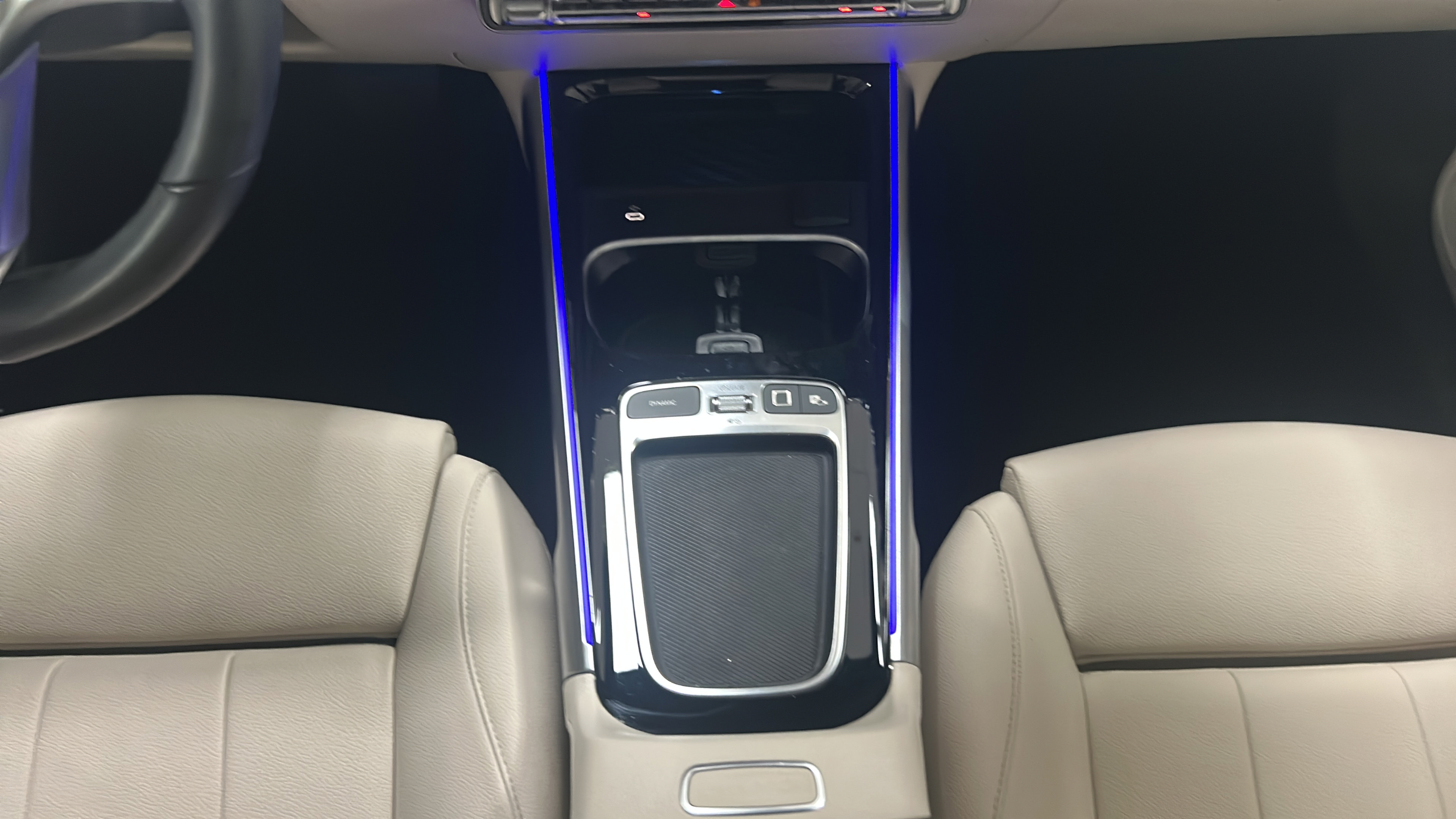 Used 2025 Mercedes-Benz GLB 250 image 20