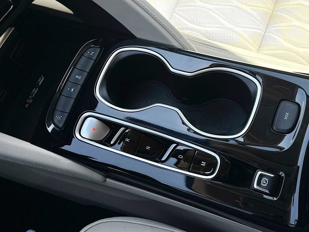 Used 2021 Buick Envision Avenir FWD image 20