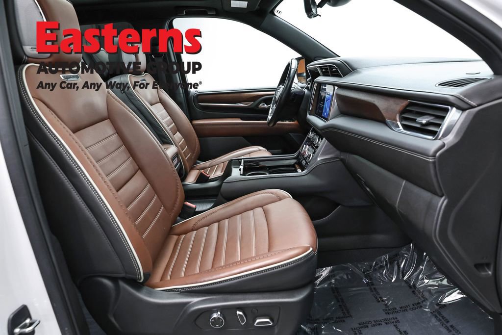 Used 2023 GMC Yukon XL Denali Ultimate w/ LPO, Floor Liner Package AWD/4WD image 28