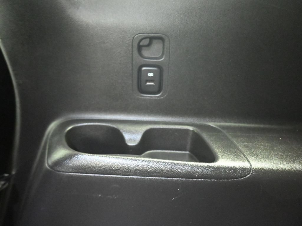 Used 2018 Buick Enclave Essence AWD/4WD image 38