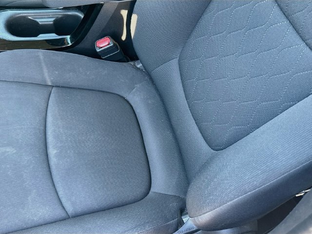Used 2020 Toyota Corolla LE FWD image 25