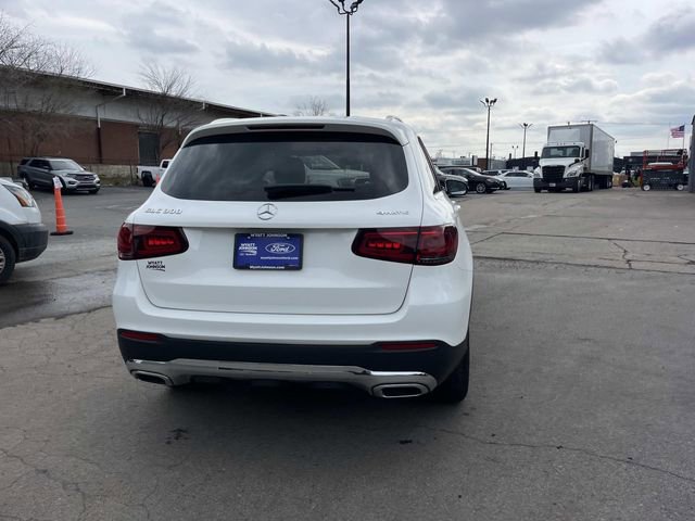 Used 2021 Mercedes-Benz GLC 300 4MATIC image 4