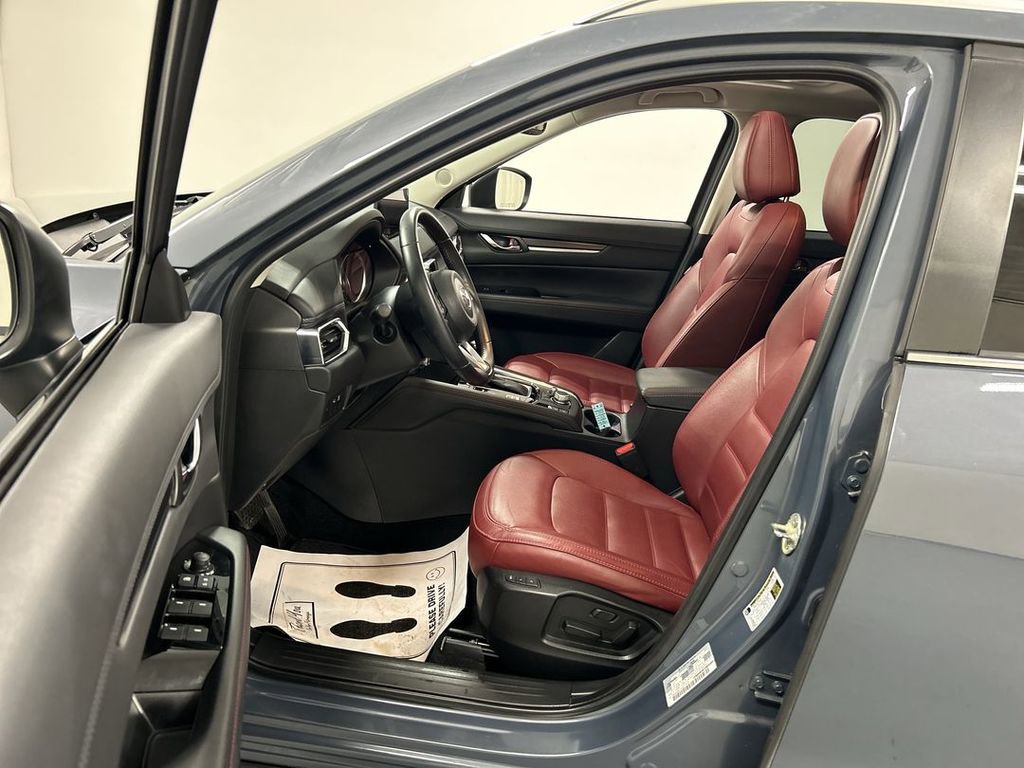 Certified 2023 MAZDA CX-5 Carbon Edition image 9