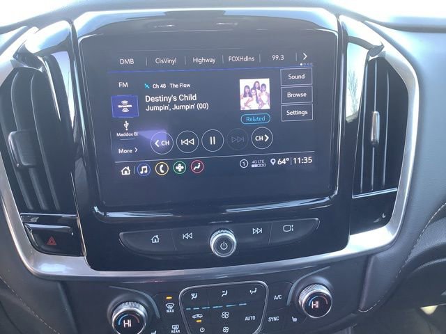 Used 2021 Chevrolet Traverse LT image 32