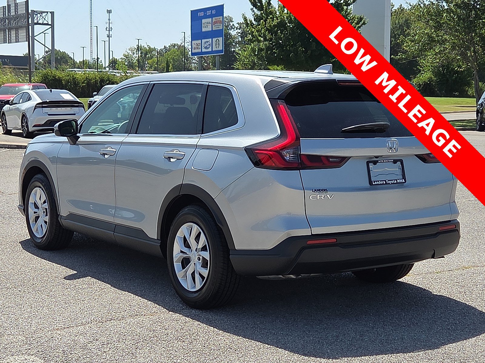 Used 2025 Honda CR-V LX image 4