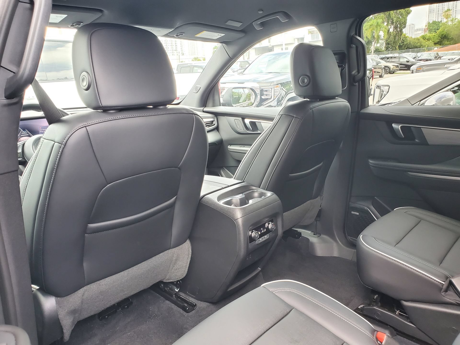 Used 2026 Buick Enclave Preferred FWD image 11