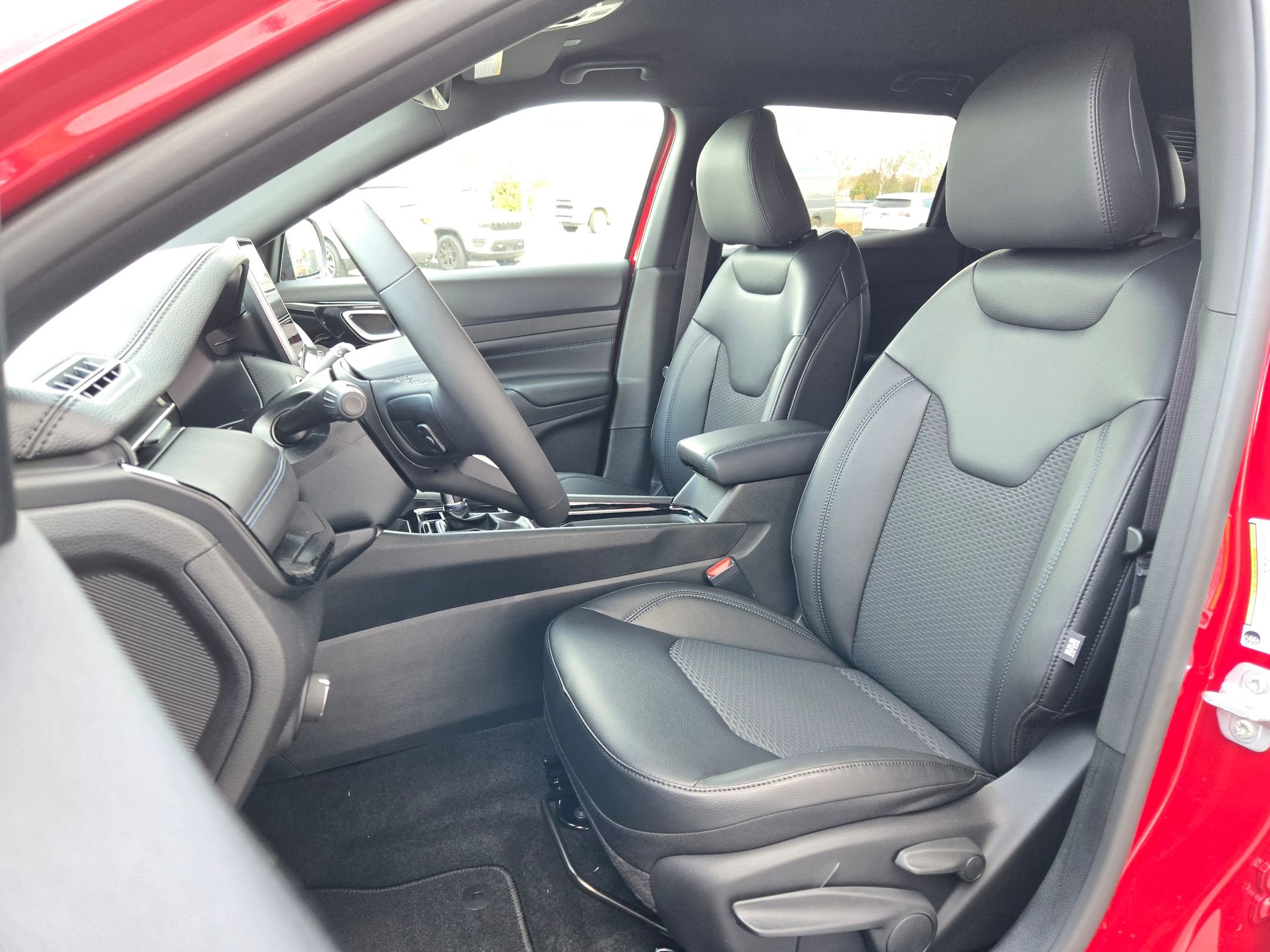 New 2026 Jeep Compass Latitude image 22