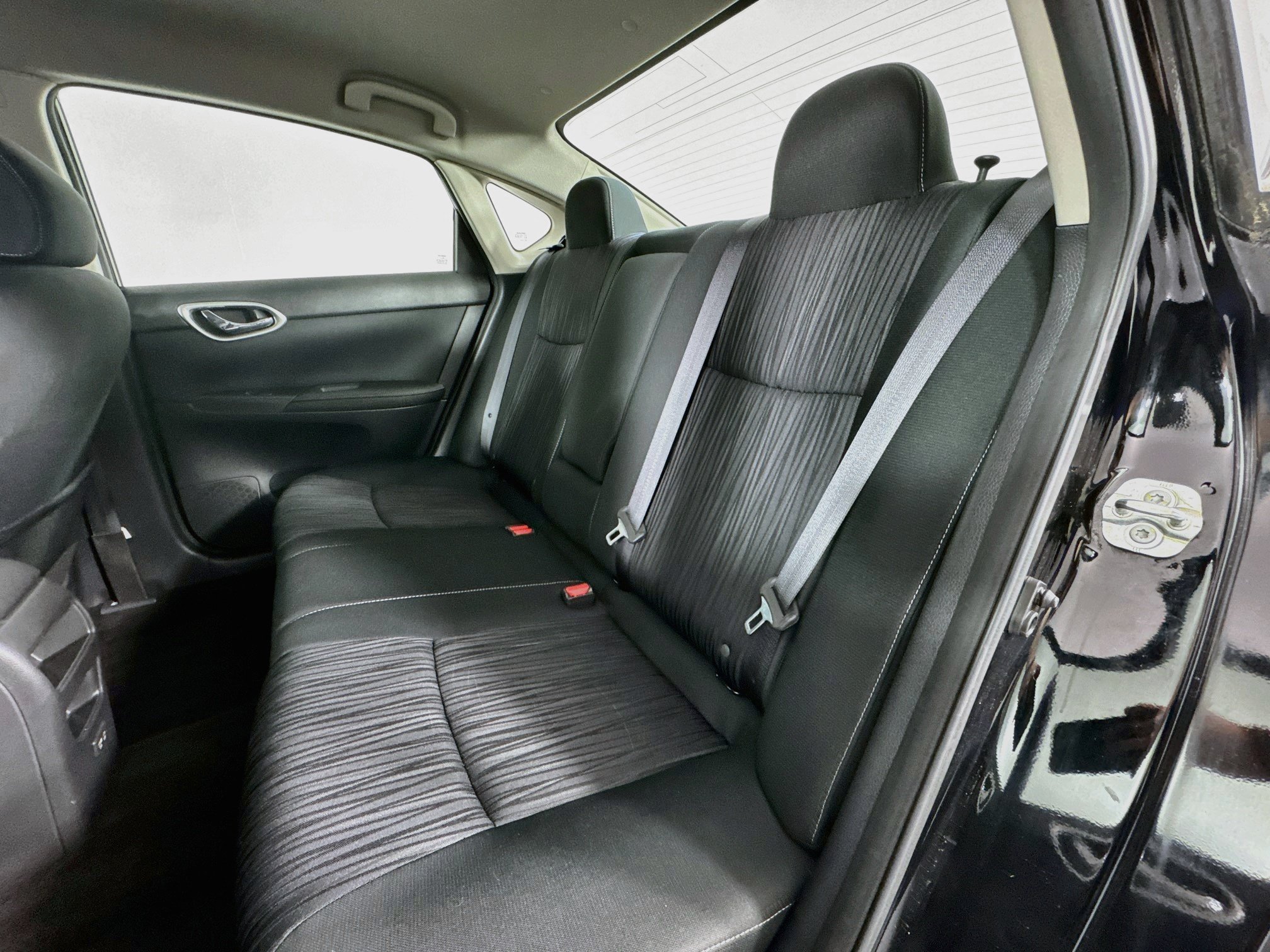 Used 2019 Nissan Sentra SV FWD image 22