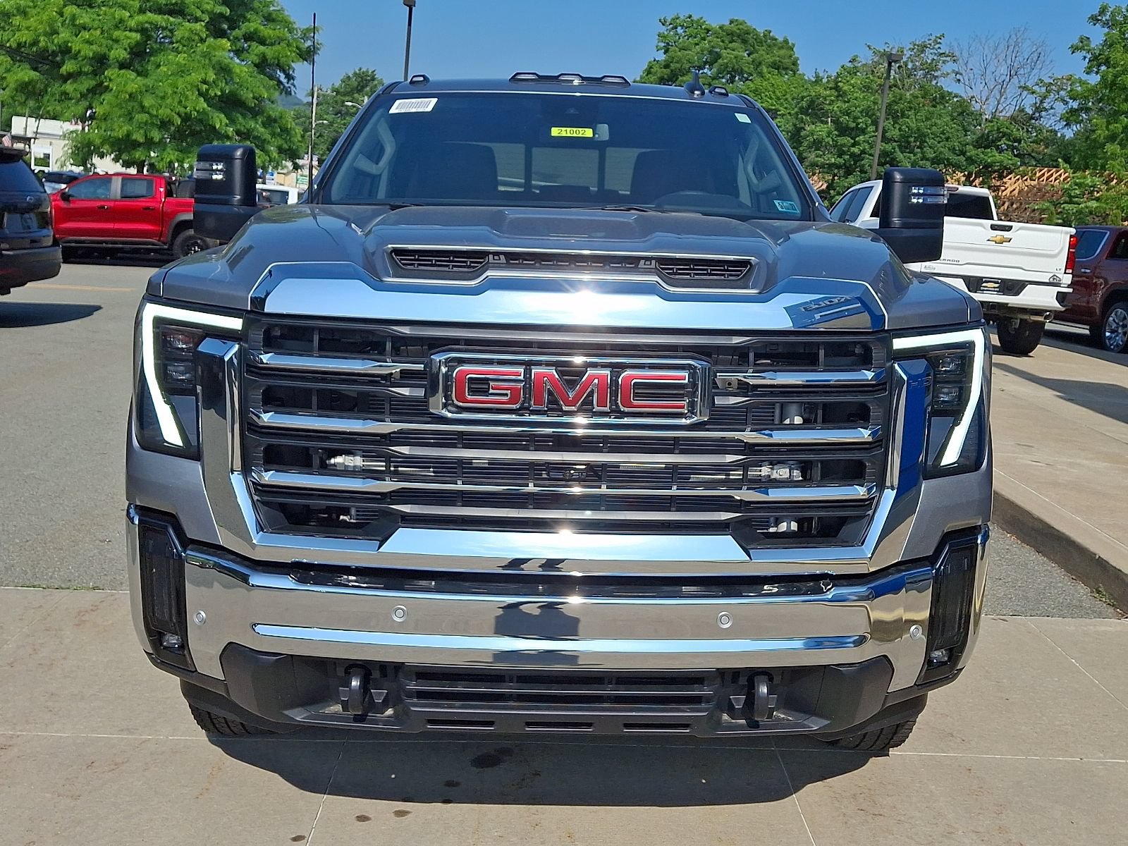 New 2026 GMC Sierra 3500 SLE w/ SLE Value Package AWD/4WD image 2