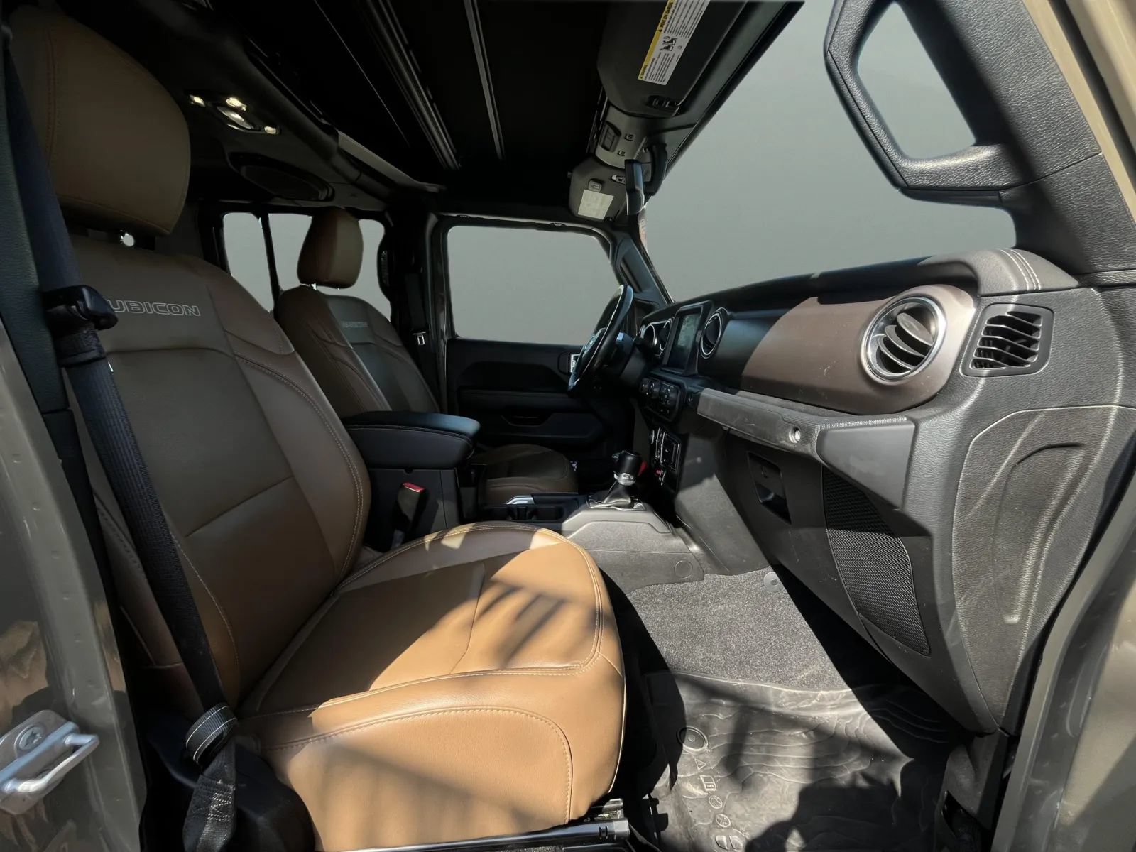 Used 2020 Jeep Gladiator Rubicon AWD/4WD image 15