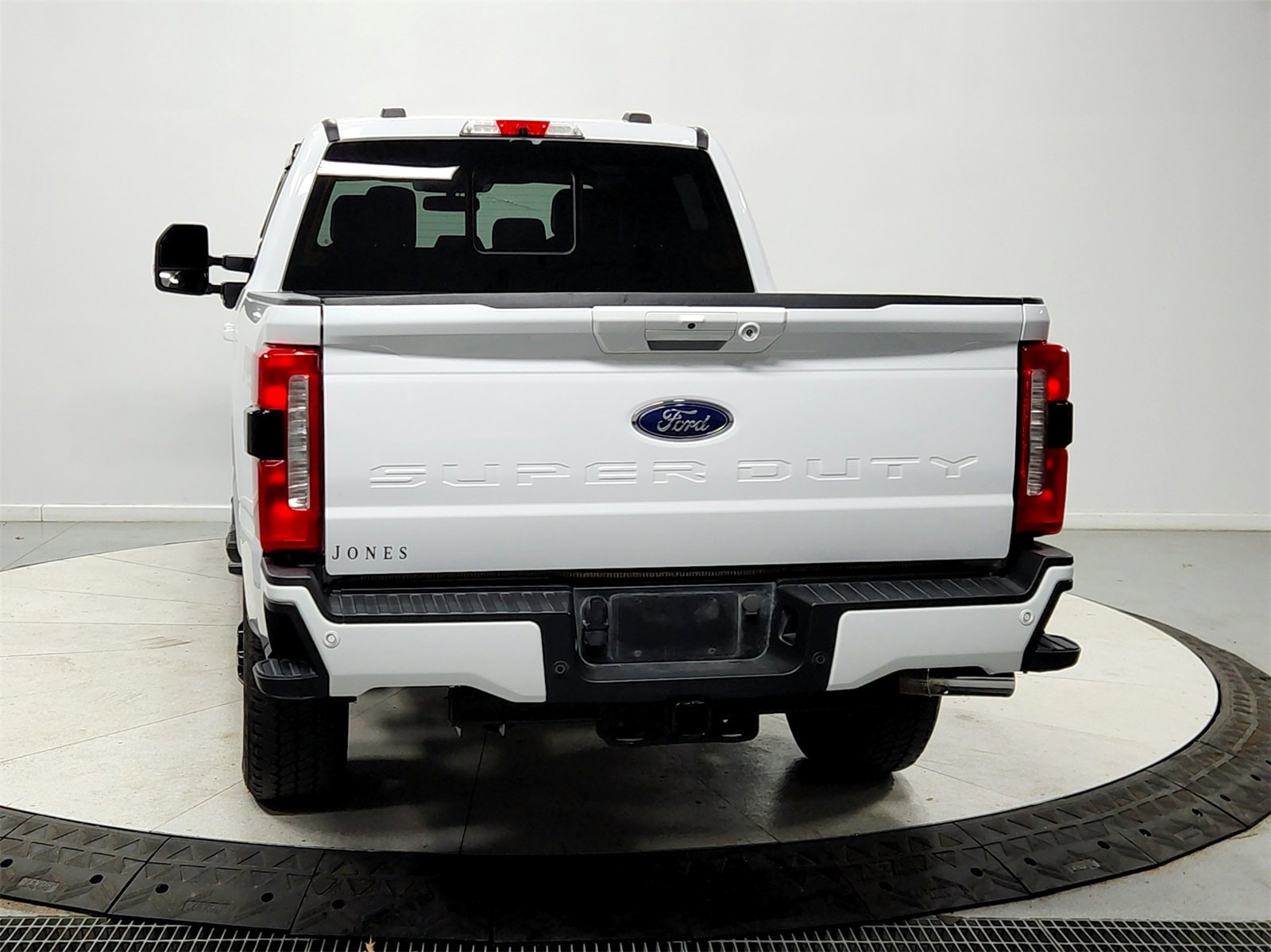 Used 2024 Ford F250 Lariat w/ Sport Appearance Package image 6