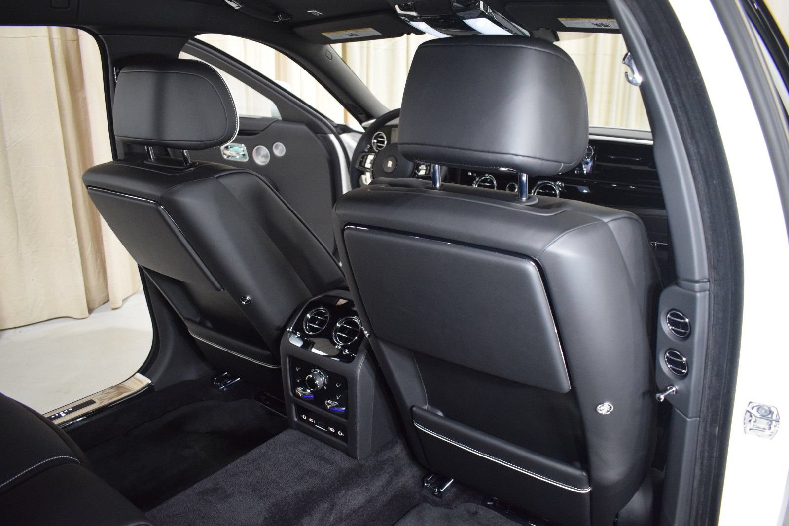 New 2026 Rolls-Royce Ghost Extended Wheelbase AWD/4WD image 20