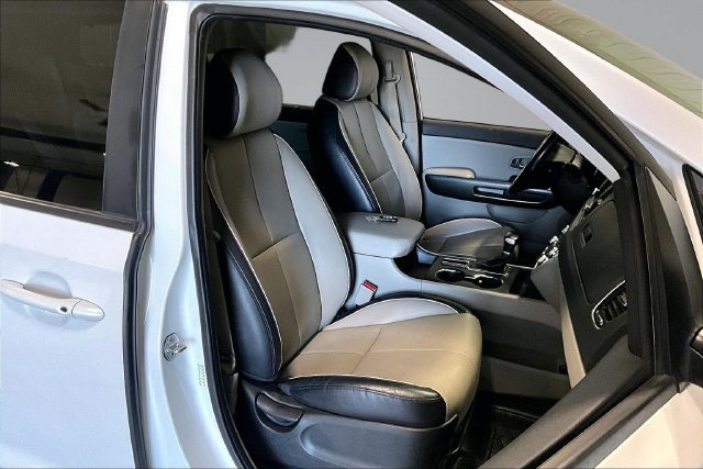Used 2019 Kia Sedona EX FWD image 29