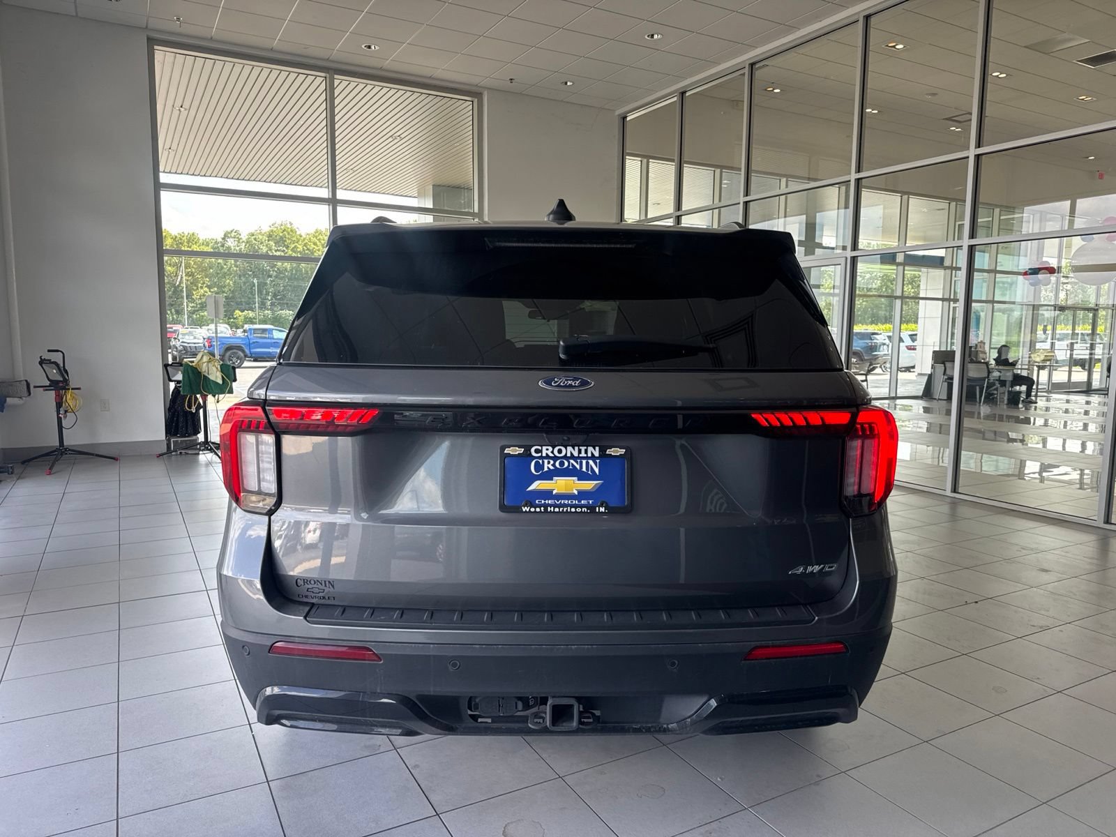 Used 2025 Ford Explorer ST-Line AWD/4WD image 8