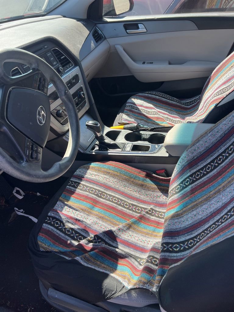 Used 2017 Hyundai Sonata SE FWD image 2