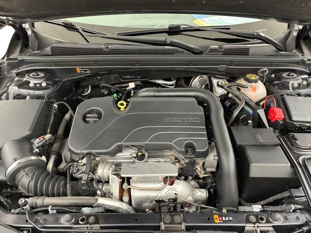 Certified 2022 Chevrolet Malibu LT w/ Leather Package FWD image 11
