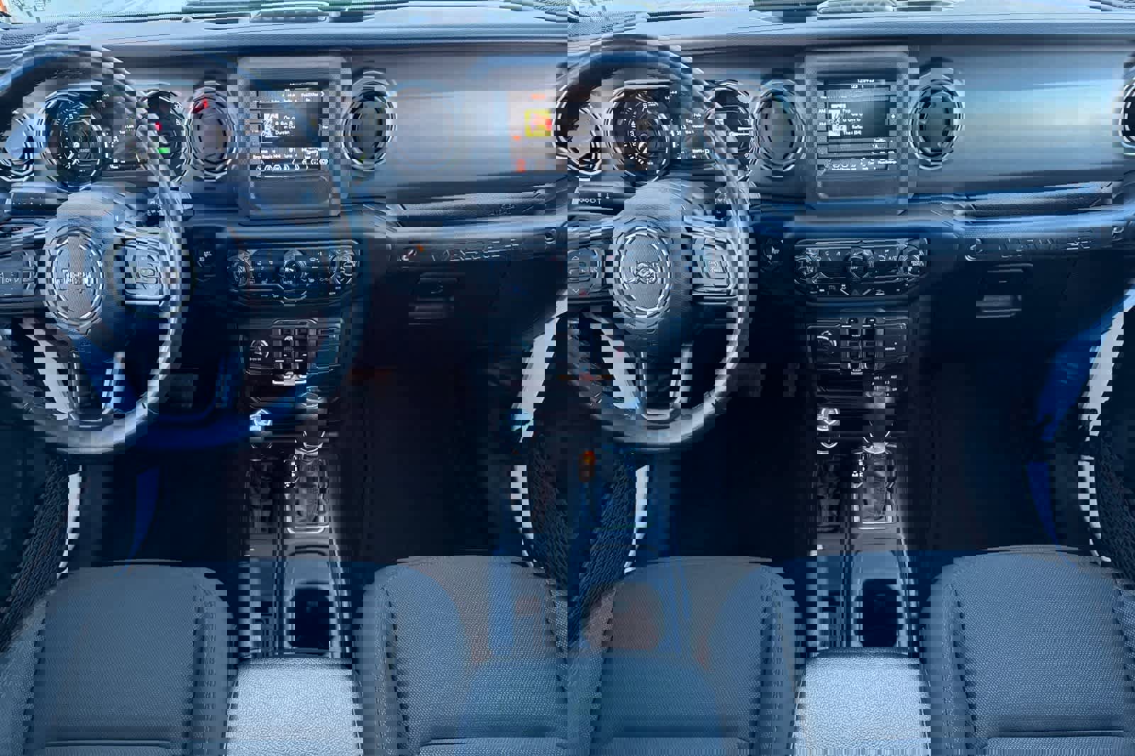 Used 2023 Jeep Wrangler Unlimited w/ Cold Weather Group image 3