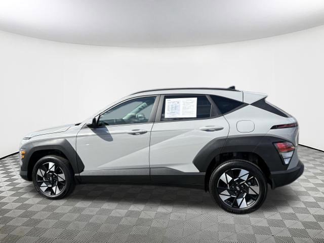 Used 2025 Hyundai Kona SEL image 5