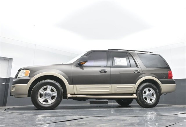 Used 2005 Ford Expedition Eddie Bauer image 46