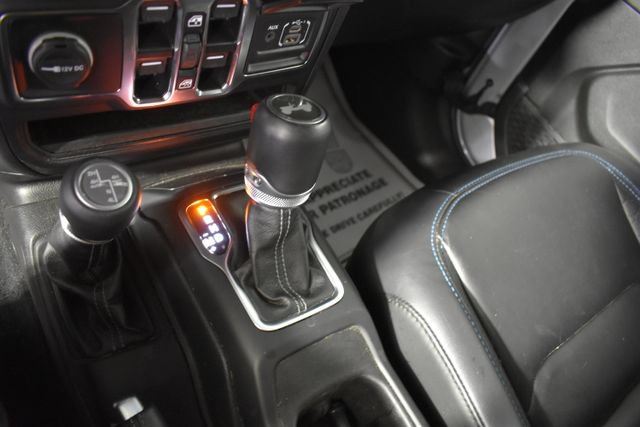 Used 2024 Jeep Wrangler High Altitude AWD/4WD image 27
