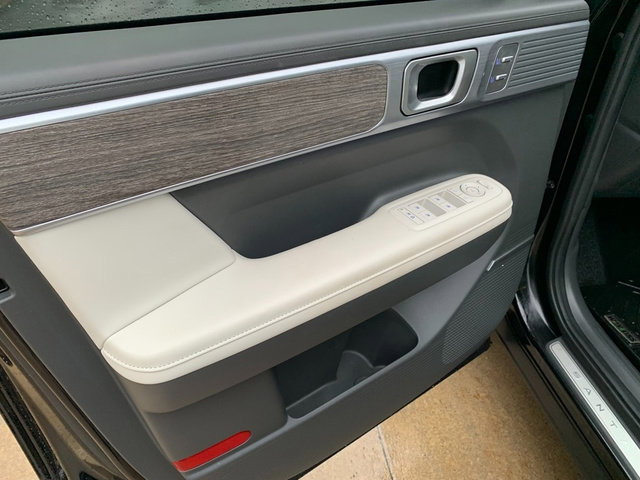 Used 2024 Hyundai Santa Fe Calligraphy image 23