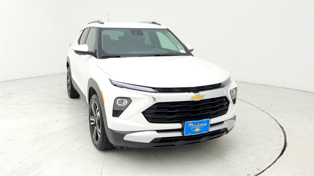 Certified 2024 Chevrolet TrailBlazer LT w/ Driver Confidence Package image 2