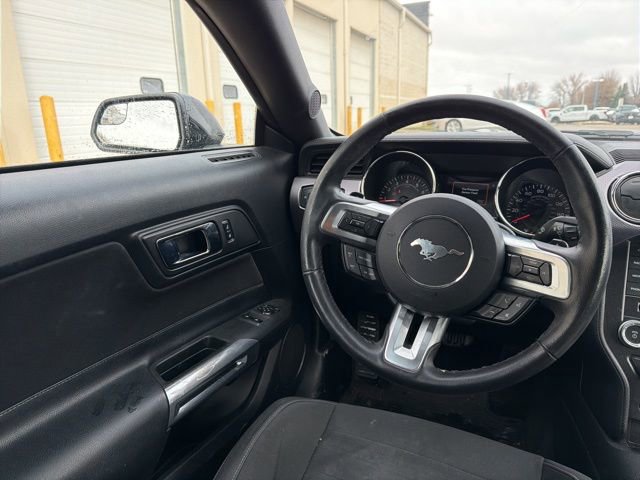 Used 2016 Ford Mustang Coupe image 15