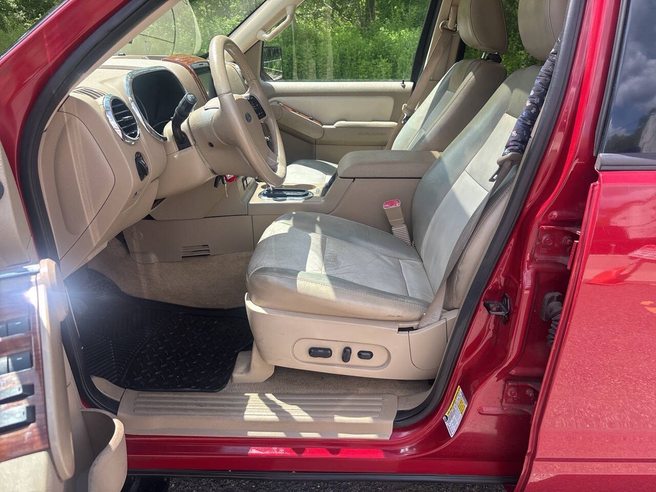 Used 2009 Ford Explorer Eddie Bauer AWD/4WD image 19
