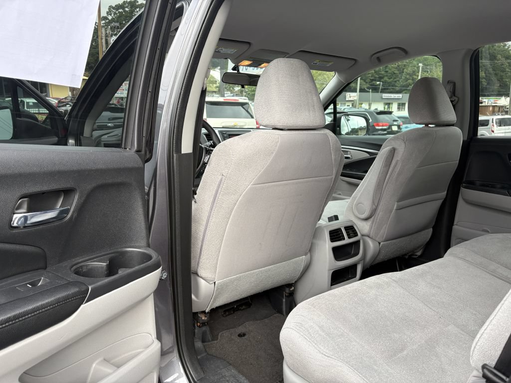 Used 2016 Honda Pilot LX image 14