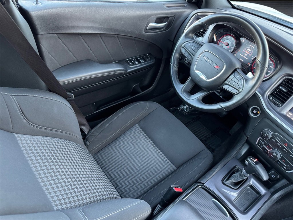 Used 2018 Dodge Charger GT w/ Blacktop Package image 15