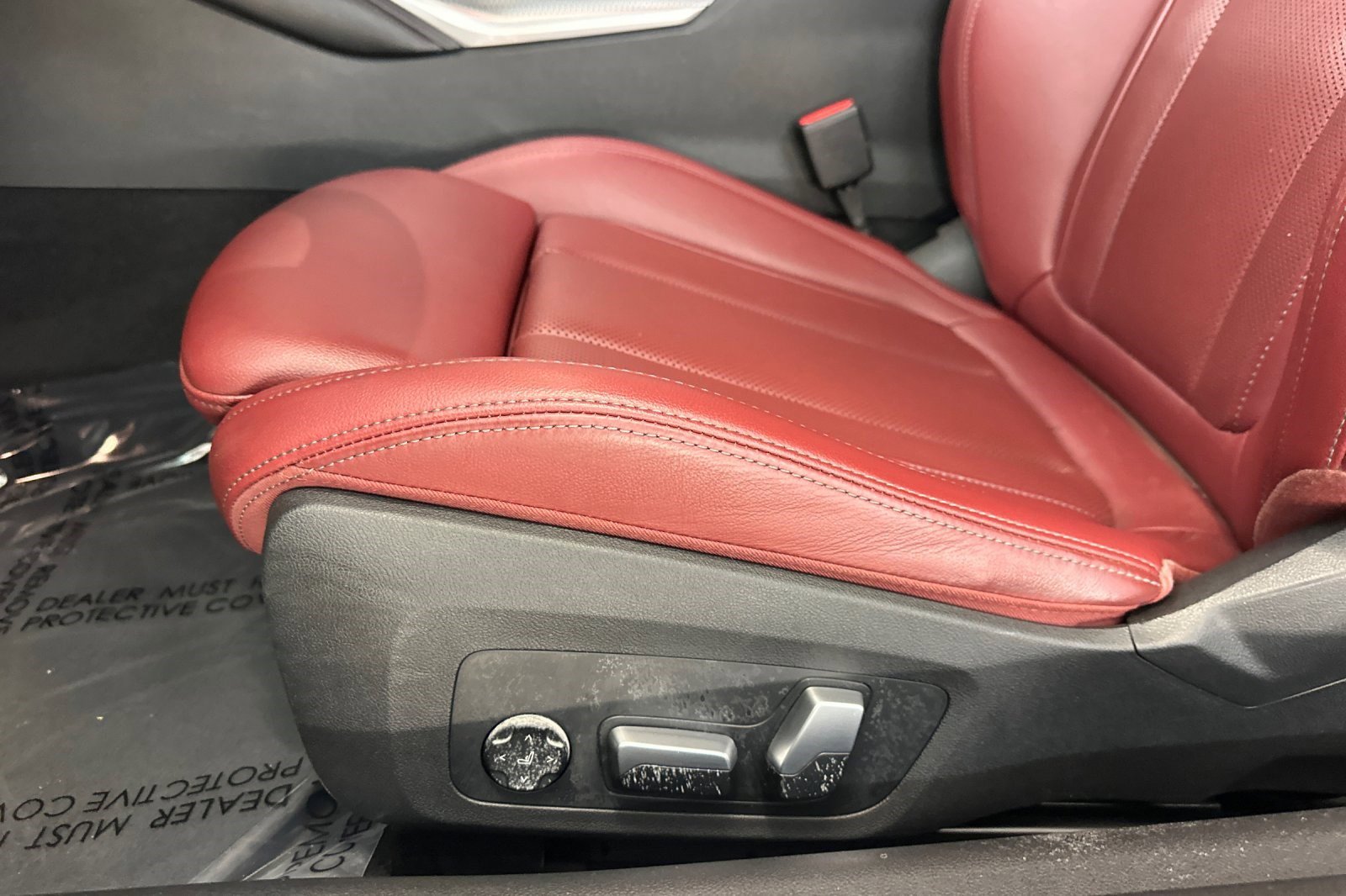 Used 2024 BMW 430i Convertible w/ M Sport Package RWD image 14