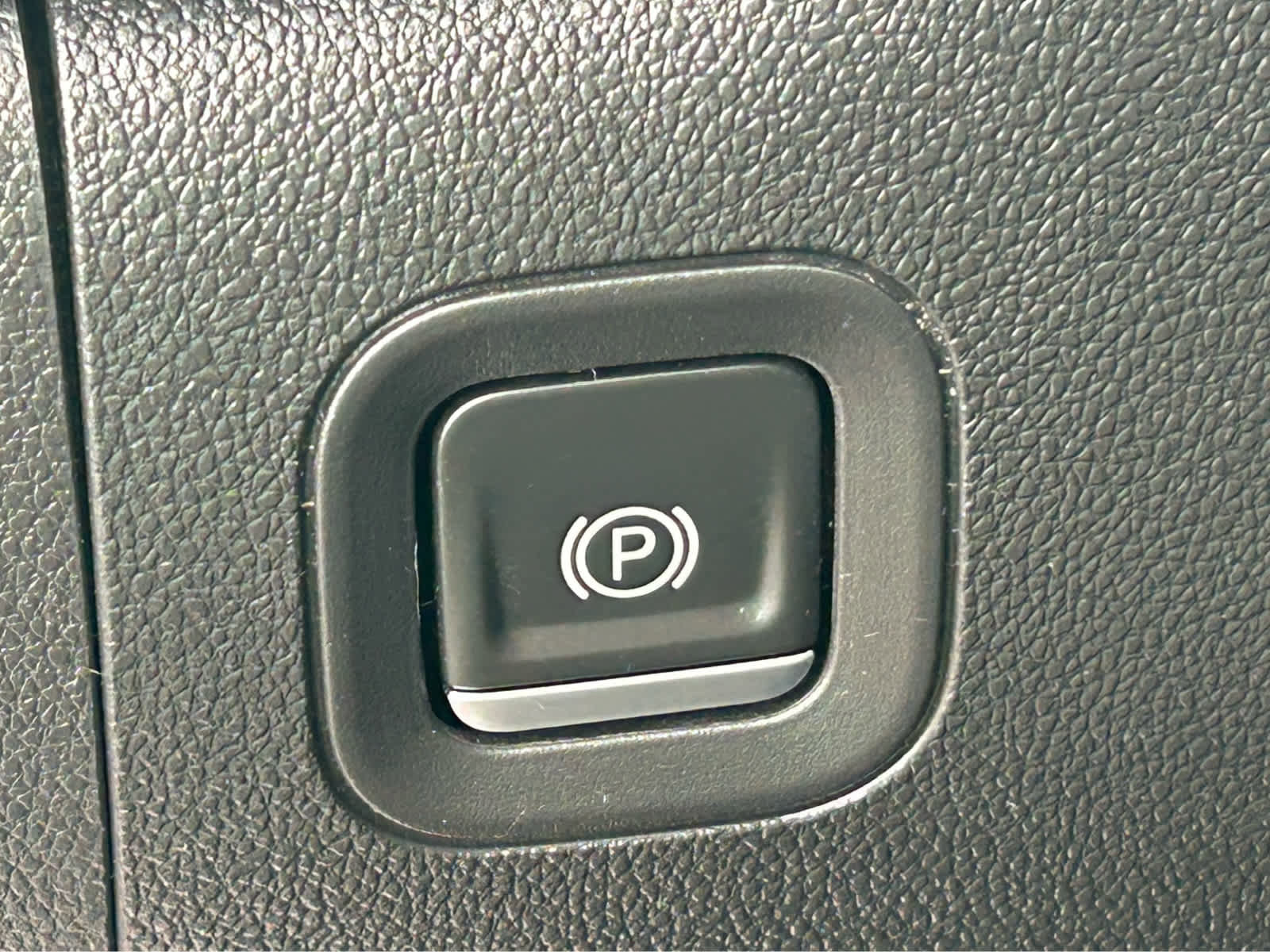 Used 2022 Chevrolet Silverado 1500 LT w/ Bed Protection Package image 20