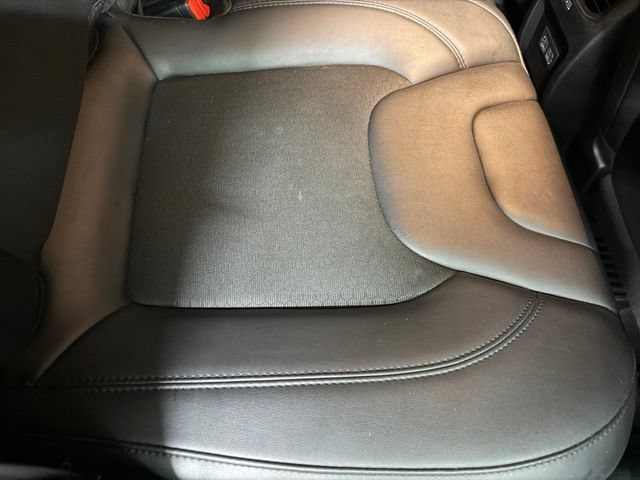 Used 2021 Jeep Cherokee Latitude Plus FWD image 23