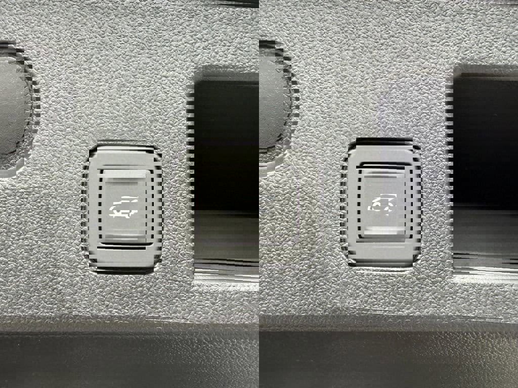 New 2026 GMC Terrain Elevation w/ Technology Package II image 13