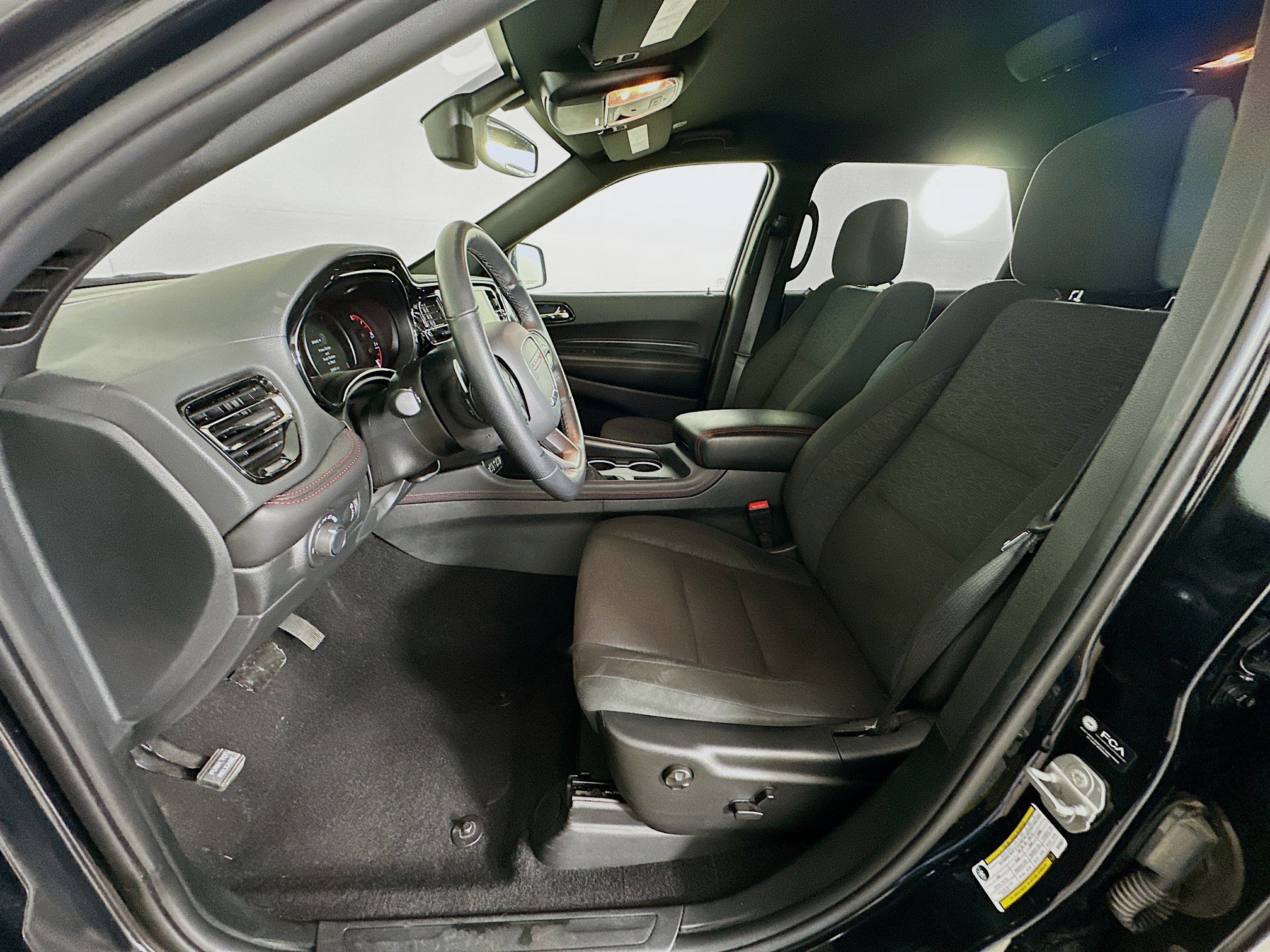 Used 2025 Dodge Durango GT image 13