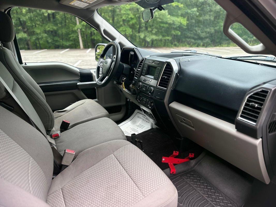 Used 2016 Ford F150 XLT w/ Trailer Tow Package image 21