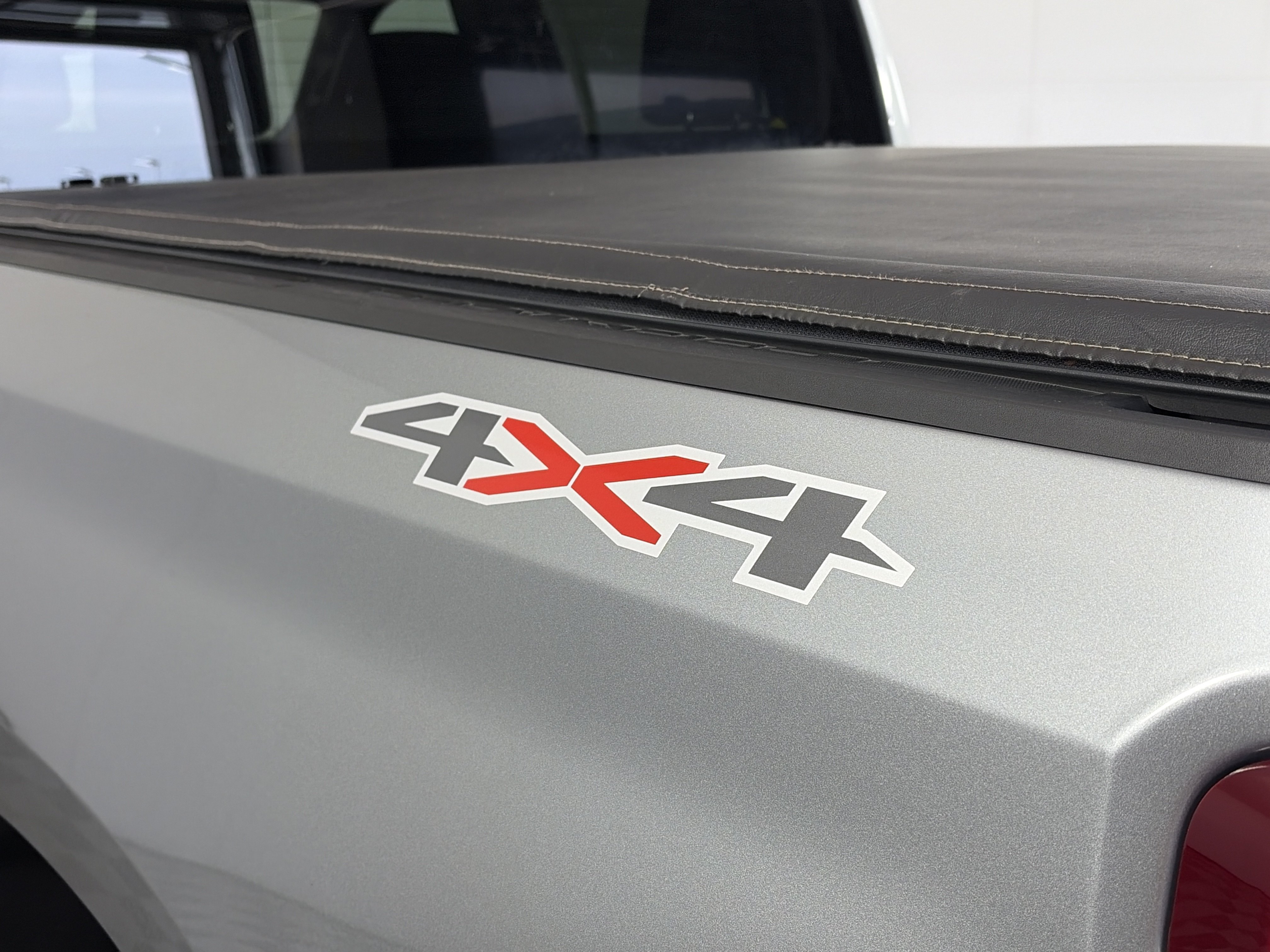 Used 2024 Chevrolet Silverado 1500 Custom w/ Rally Edition AWD/4WD image 17