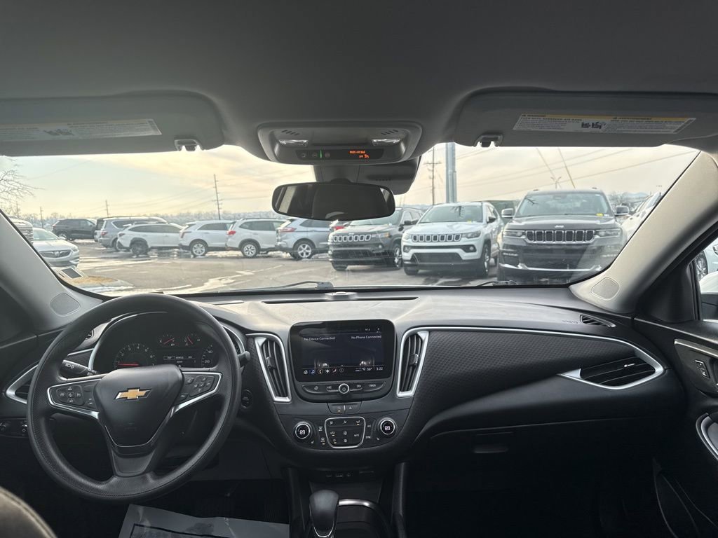 Used 2023 Chevrolet Malibu LT image 21