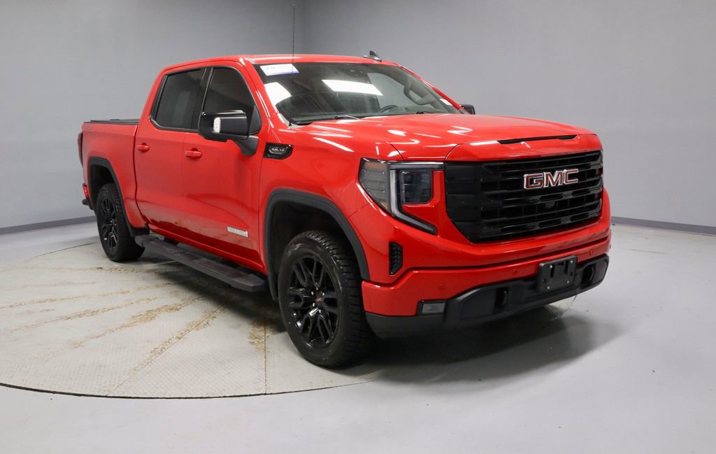 Used 2025 GMC Sierra 1500 Elevation w/ Elevation Premium Package AWD/4WD image 1