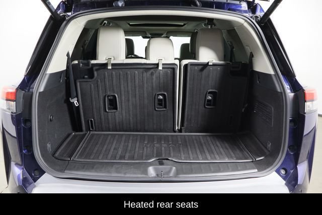 Used 2022 Nissan Pathfinder Platinum w/ Cargo Package FWD image 18