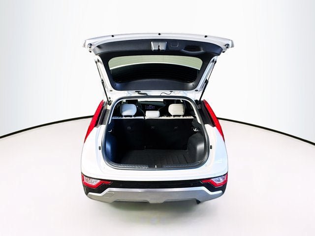 Certified 2023 Kia Niro EX Touring FWD image 27
