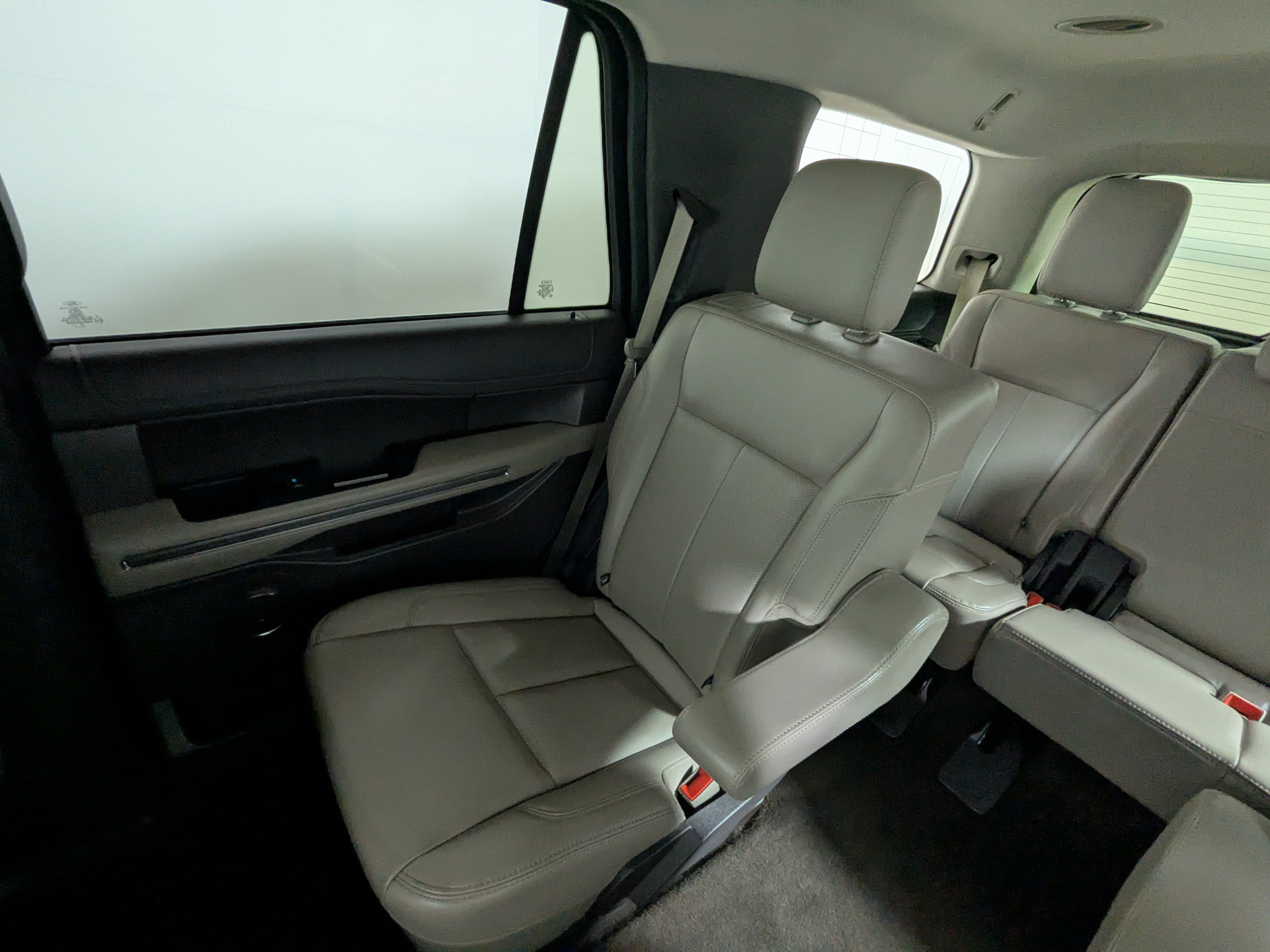 Used 2021 Ford Expedition XLT RWD image 15