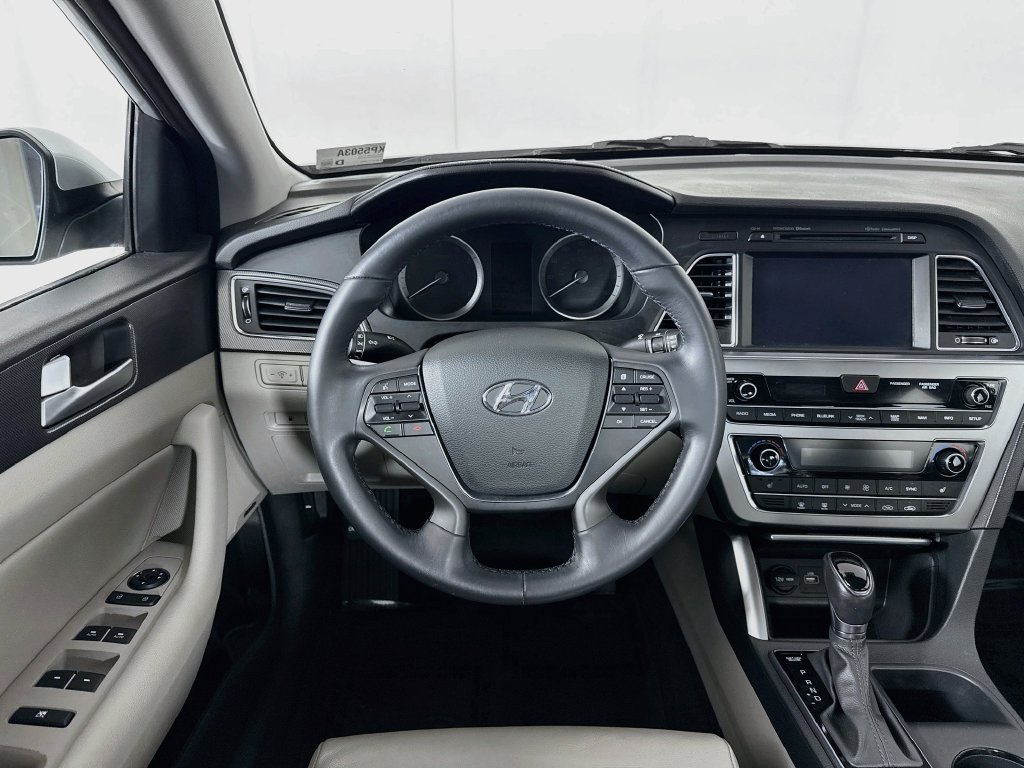 Used 2015 Hyundai Sonata Sport w/ Option Group 04 FWD image 24