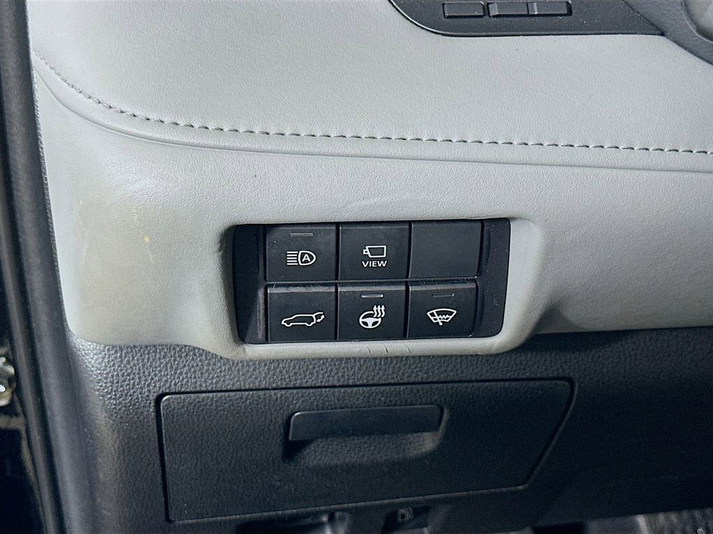 Used 2022 Toyota Highlander Platinum image 21