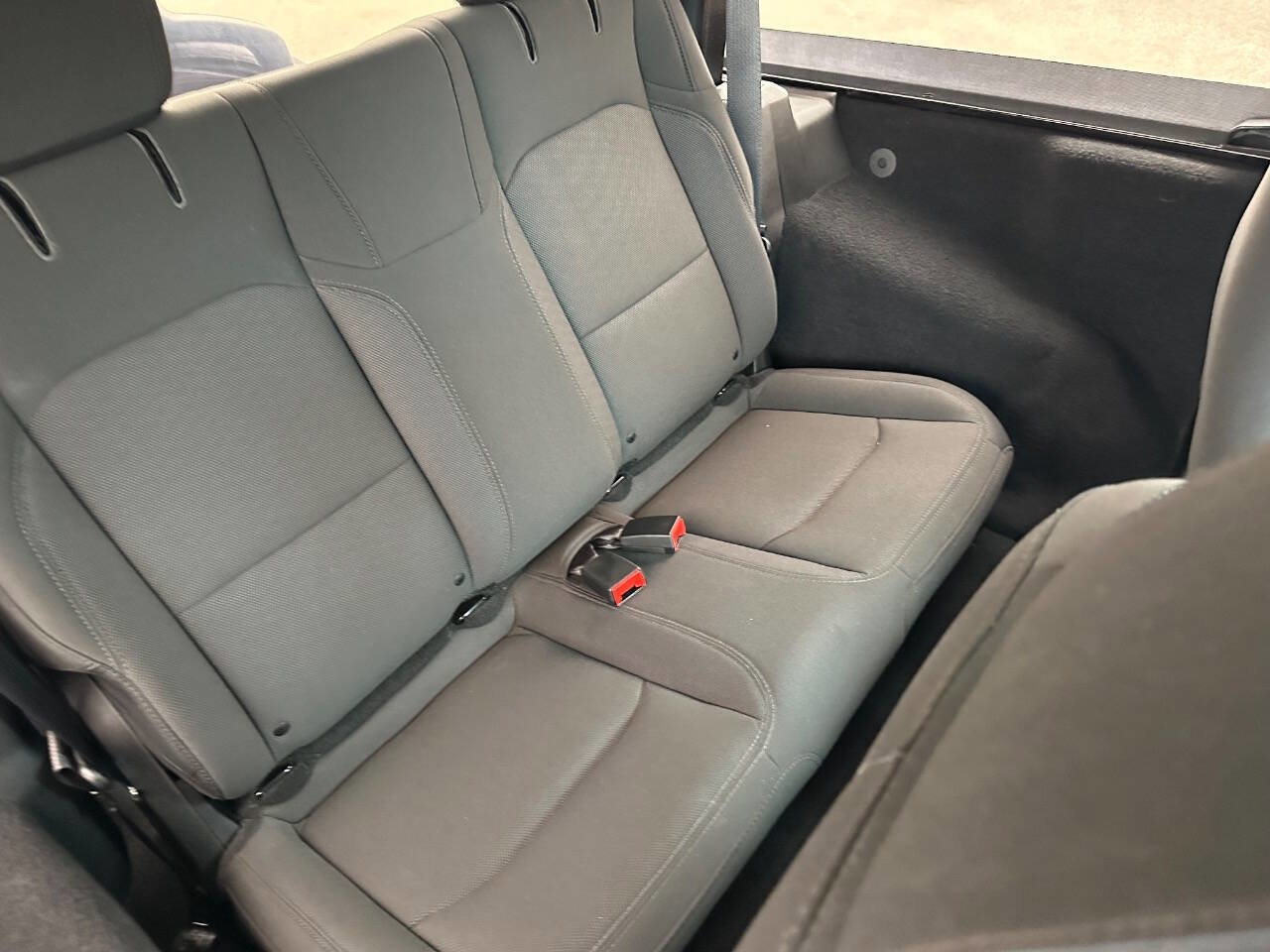 Used 2018 Jeep Wrangler Sport image 30