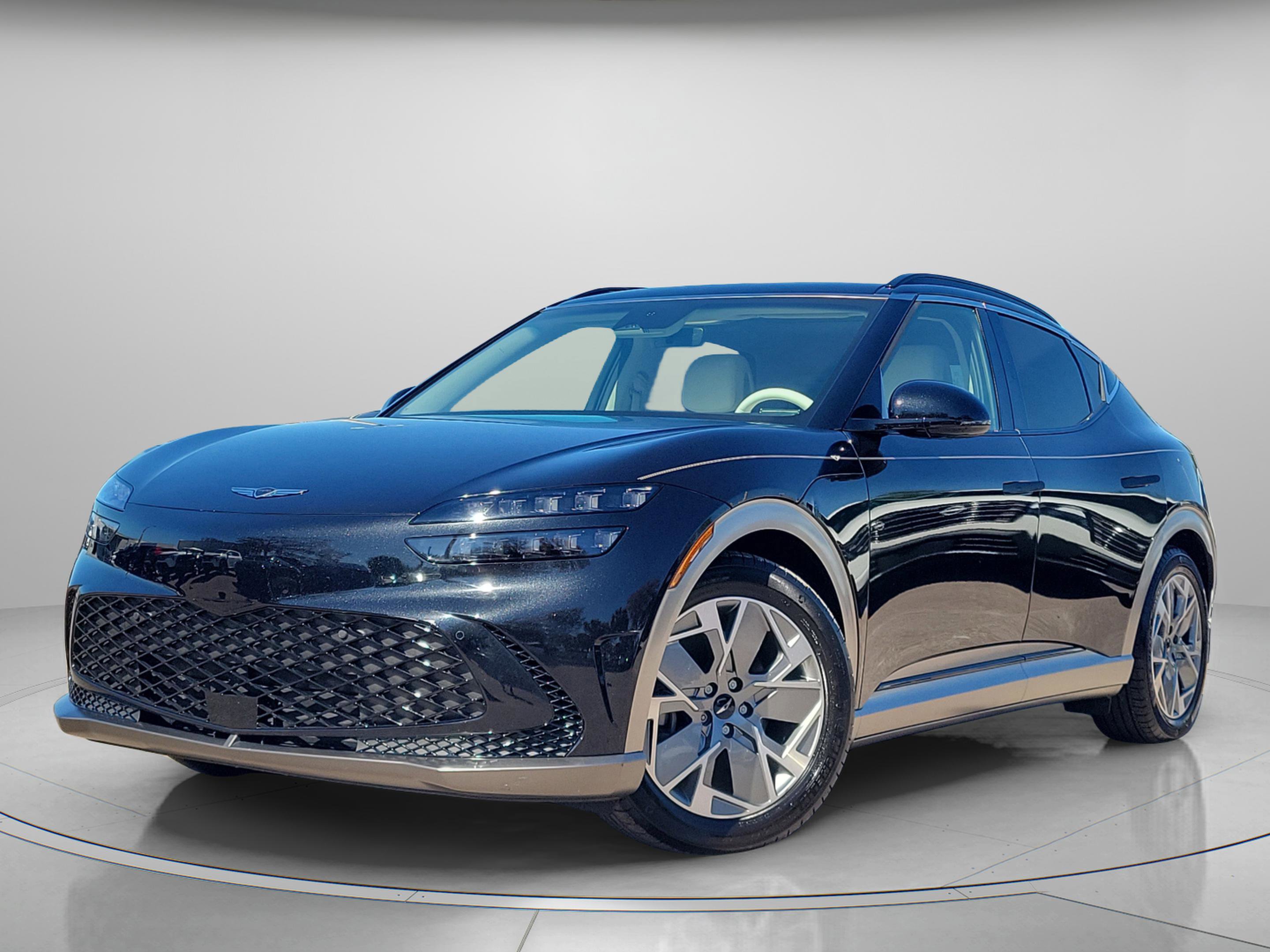 Used 2024 Genesis GV60 RWD video 2