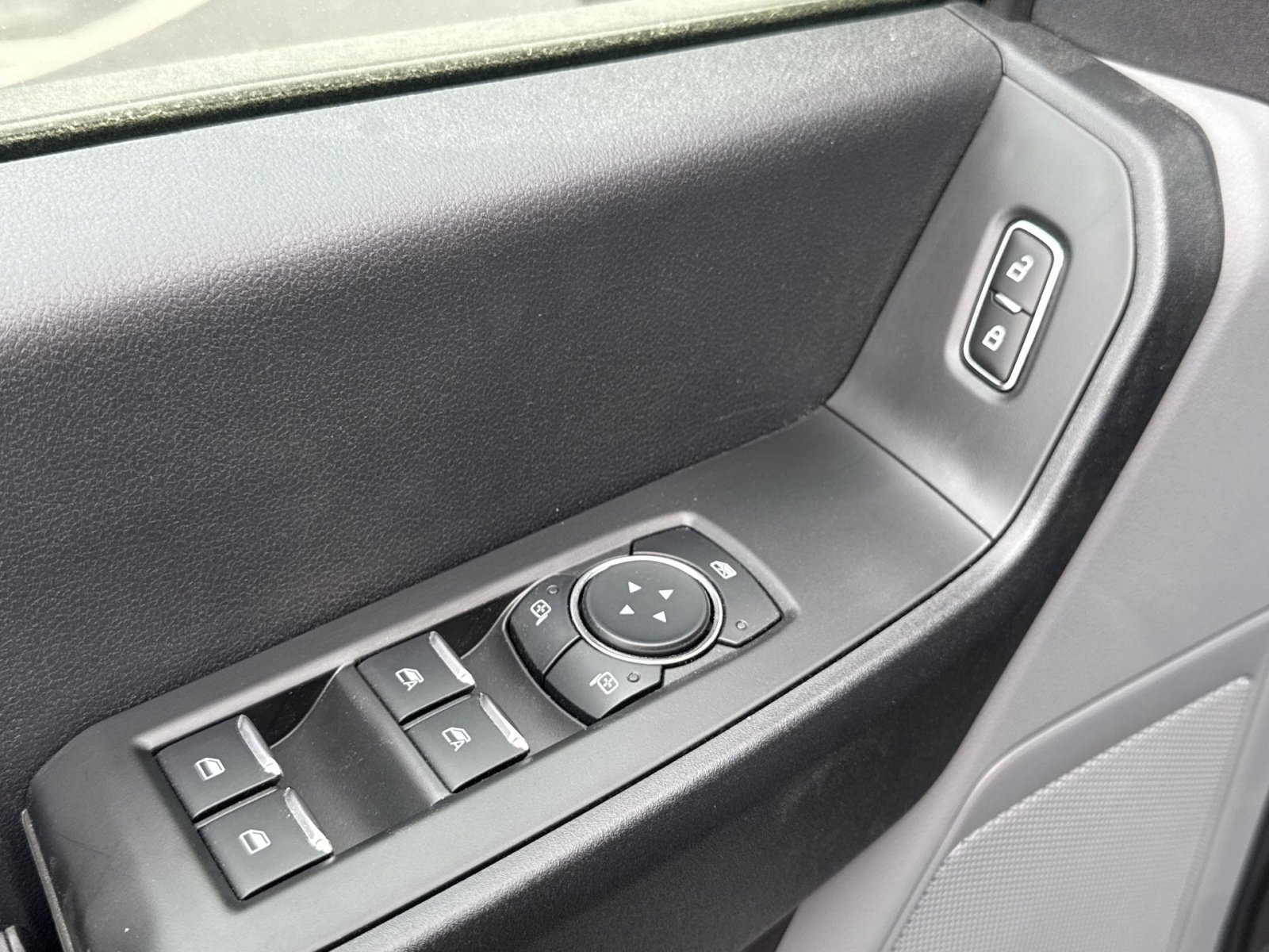 New 2026 Ford F550 4x4 Crew Cab image 16