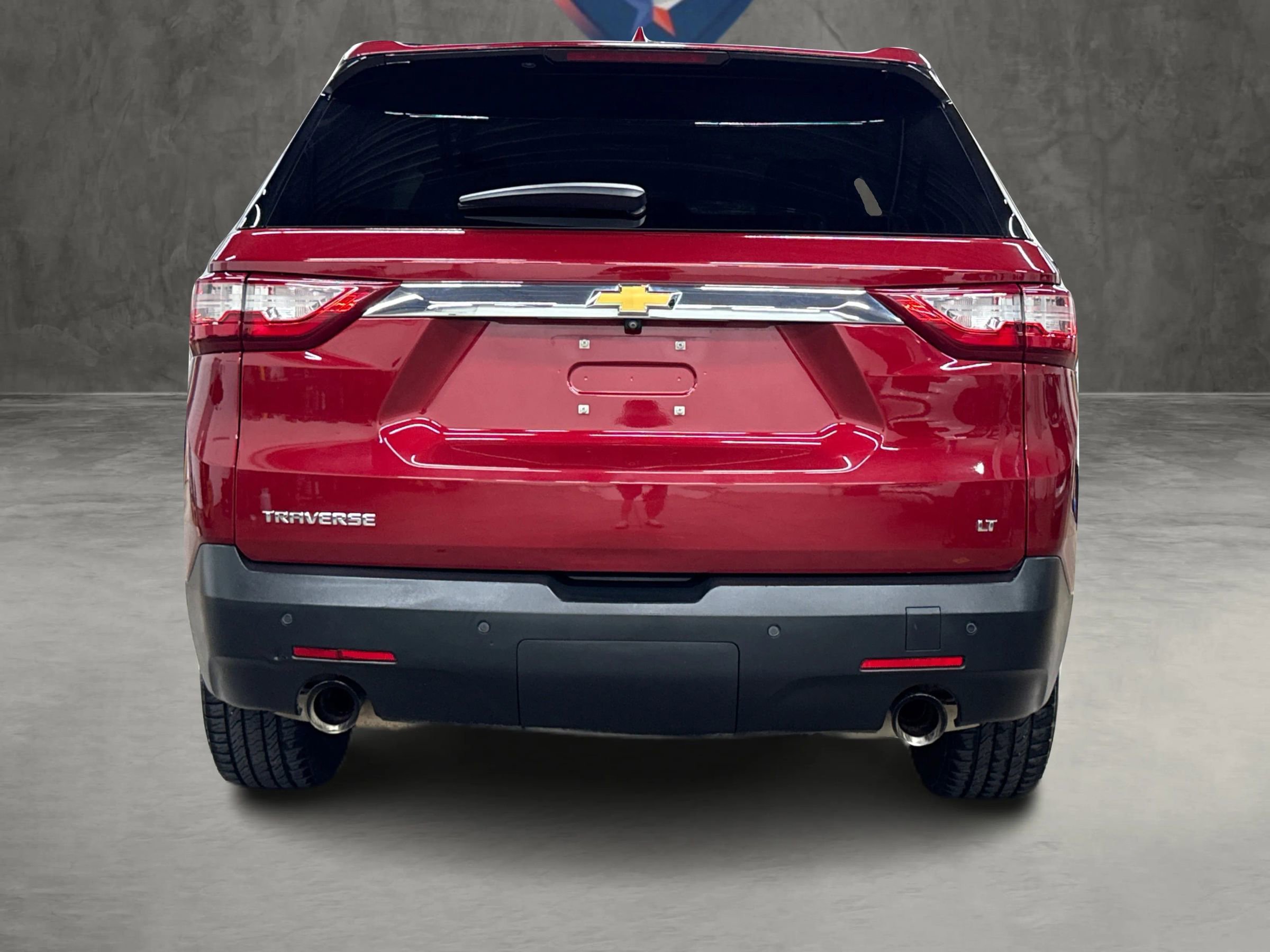 Used 2021 Chevrolet Traverse LT image 13