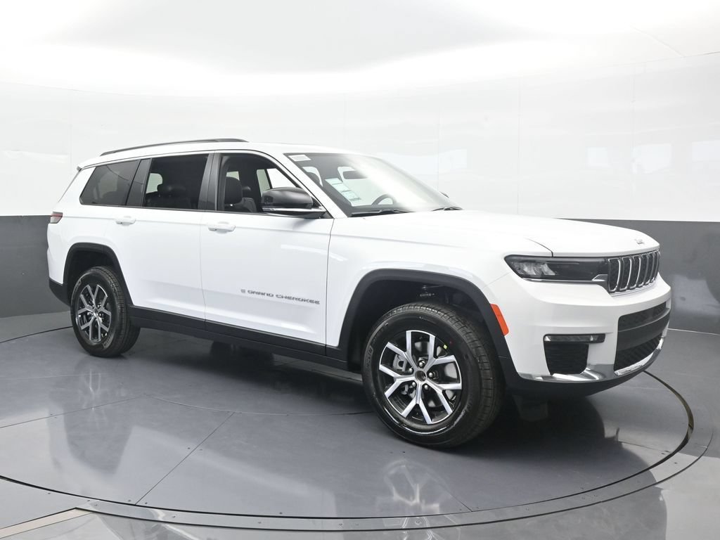 Used 2025 Jeep Grand Cherokee L Limited RWD image 8